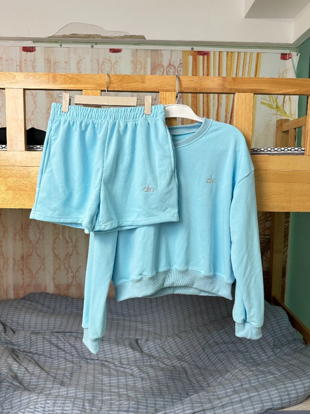 ALO Blue Sweatshirt Shorts — Size M